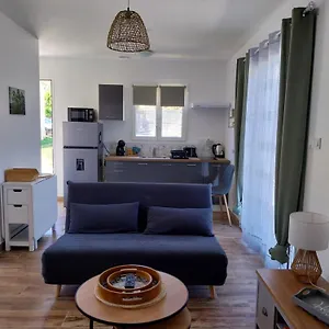 La Petite Maison Hébergement de vacances Lablachère